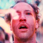 Crítica de Bagworm: La depresión y el delirio narrados a través de un body horror kafkiano